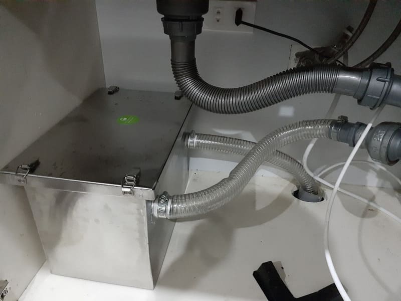 Bể tách mỡ 3 ngăn, bẫy tách dầu mỡ 3 ngăn có thực sự hiệu quả?