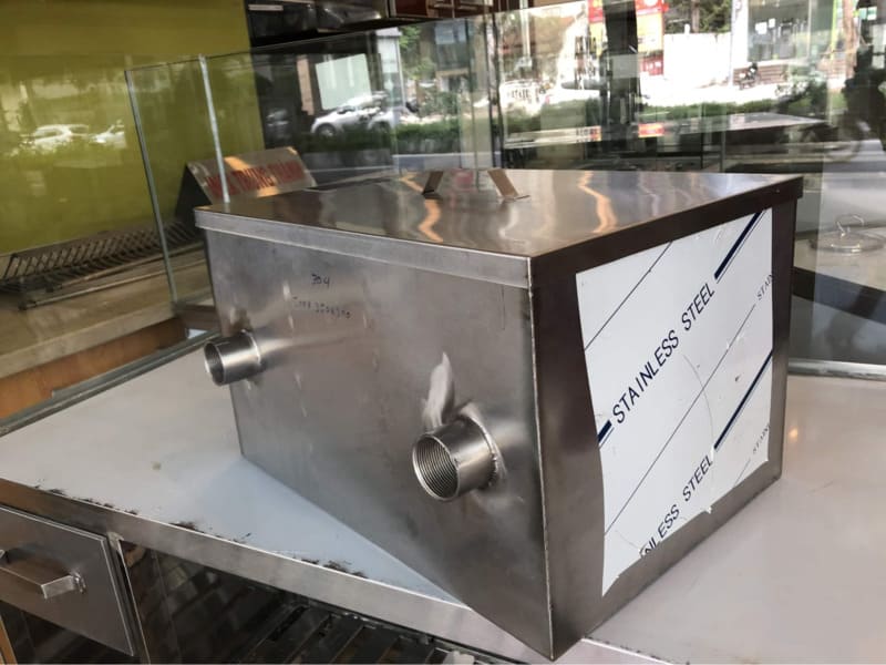 Các loại bể tách mỡ nhà hàng, thiết bị tách dầu mỡ mới nhất 2025