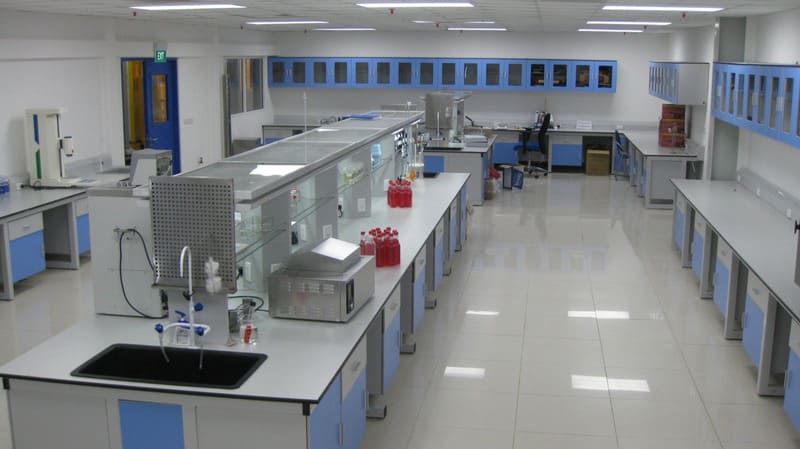 10+ mẫu bàn thí nghiệm thao tác được ưa chuộng nhất hiện nay