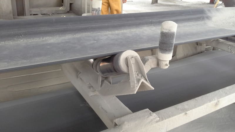 Tổng Hợp 7 Sự Cố Băng Tải Thường Gặp Và Cách Khắc Phục Hiệu Quả