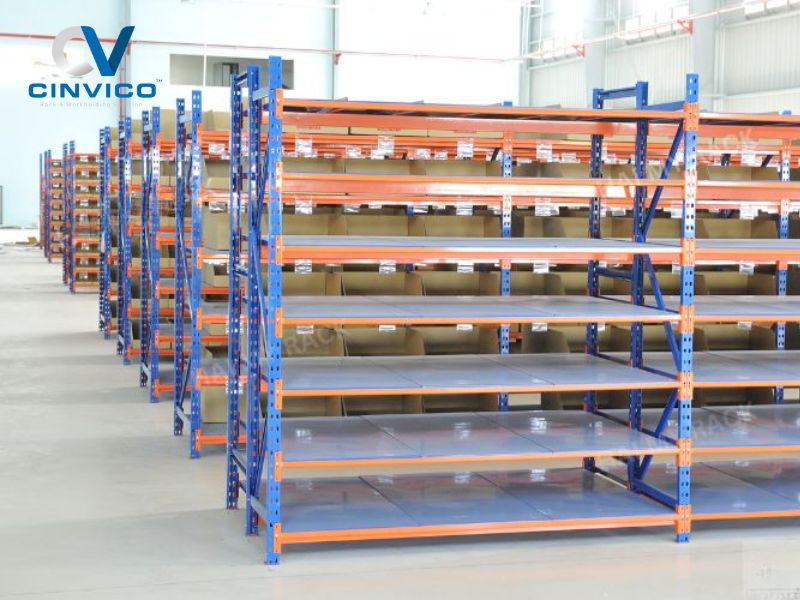 Sự khác biệt giữa kệ độc lập và kệ nối tiếp