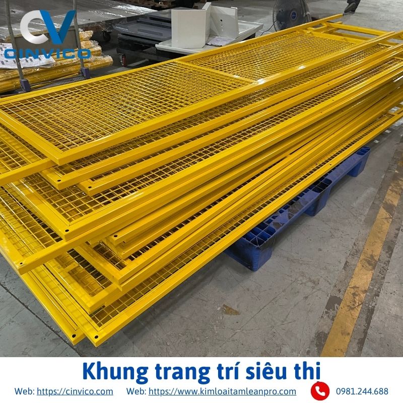 Khung lưới trang trí siêu thị