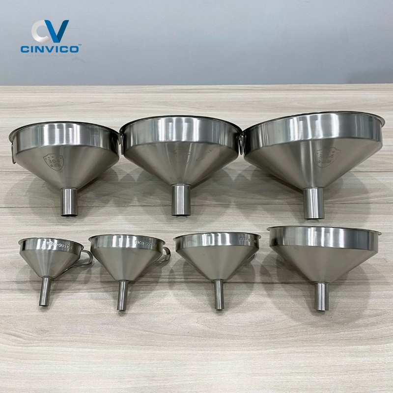 Sự đa dạng kích thước của phễu inox
