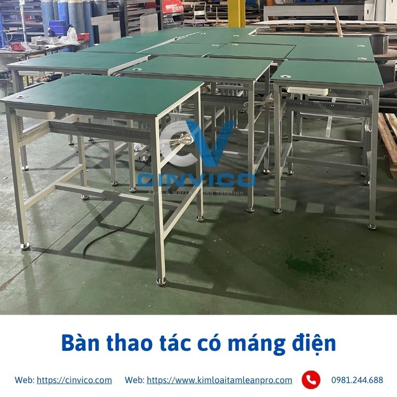 Bàn thao tác có máng điện