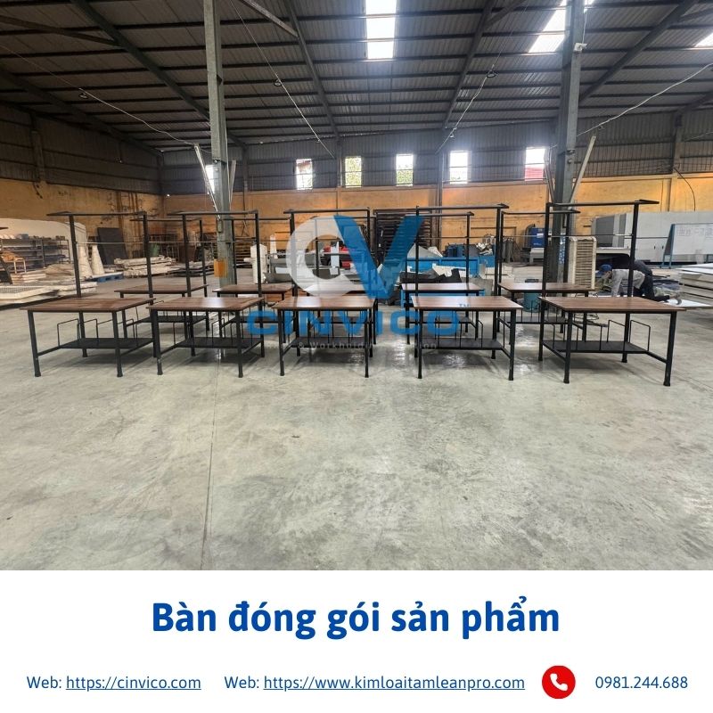 Bàn đóng gói sản phẩm