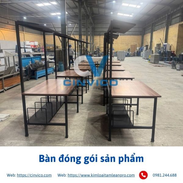 Bàn đóng gói sản phẩm