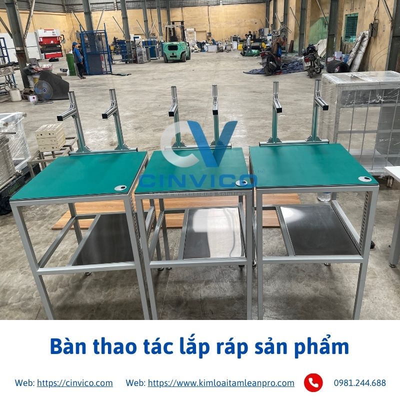 Bàn thao tác lắp ráp sản phẩm