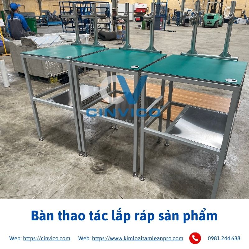 Bàn thao tác lắp ráp sản phẩm