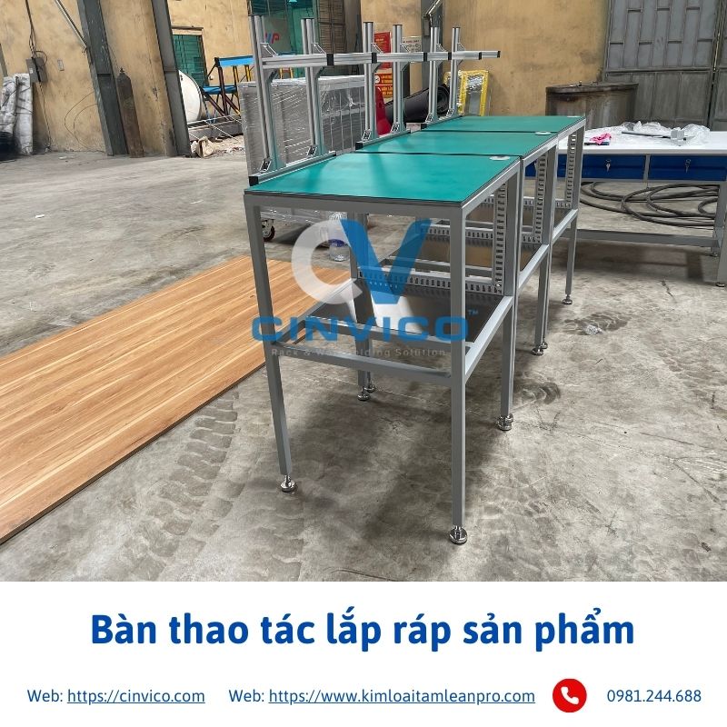 Bàn thao tác lắp ráp sản phẩm