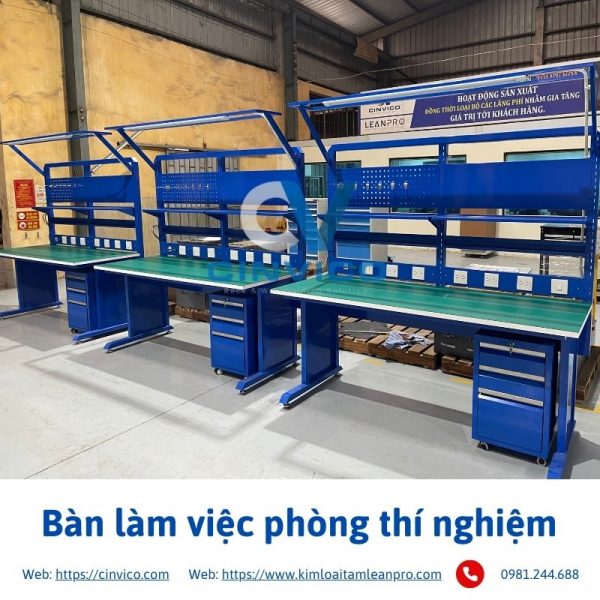 Hình ảnh bàn làm việc phòng thí nghiệm