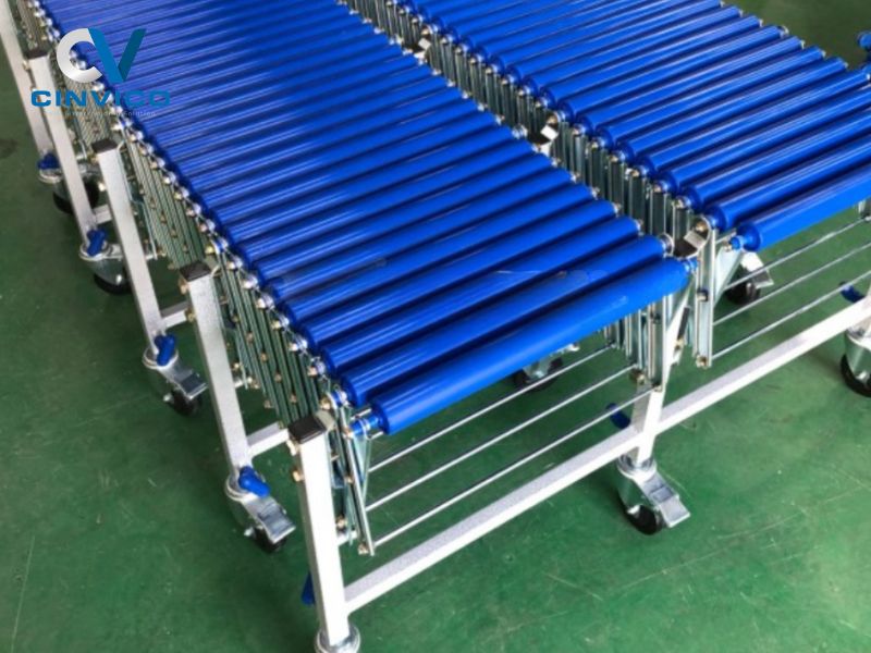 Băng tải con lăn nhựa PVC