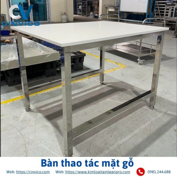Bàn thao tác mặt gỗ