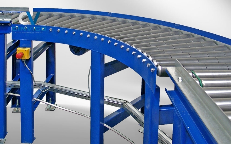 Ưu điểm băng tải con lăn cong